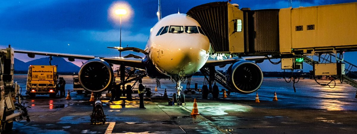 Flugverspätung - Anwalt Reiserecht Rechtsanwalt Reitner Kinscher Essen